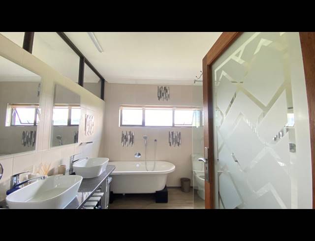 3 BEDROOM HOUSE FOR SALE IN VULINTABA COUNTRY ESTATE
